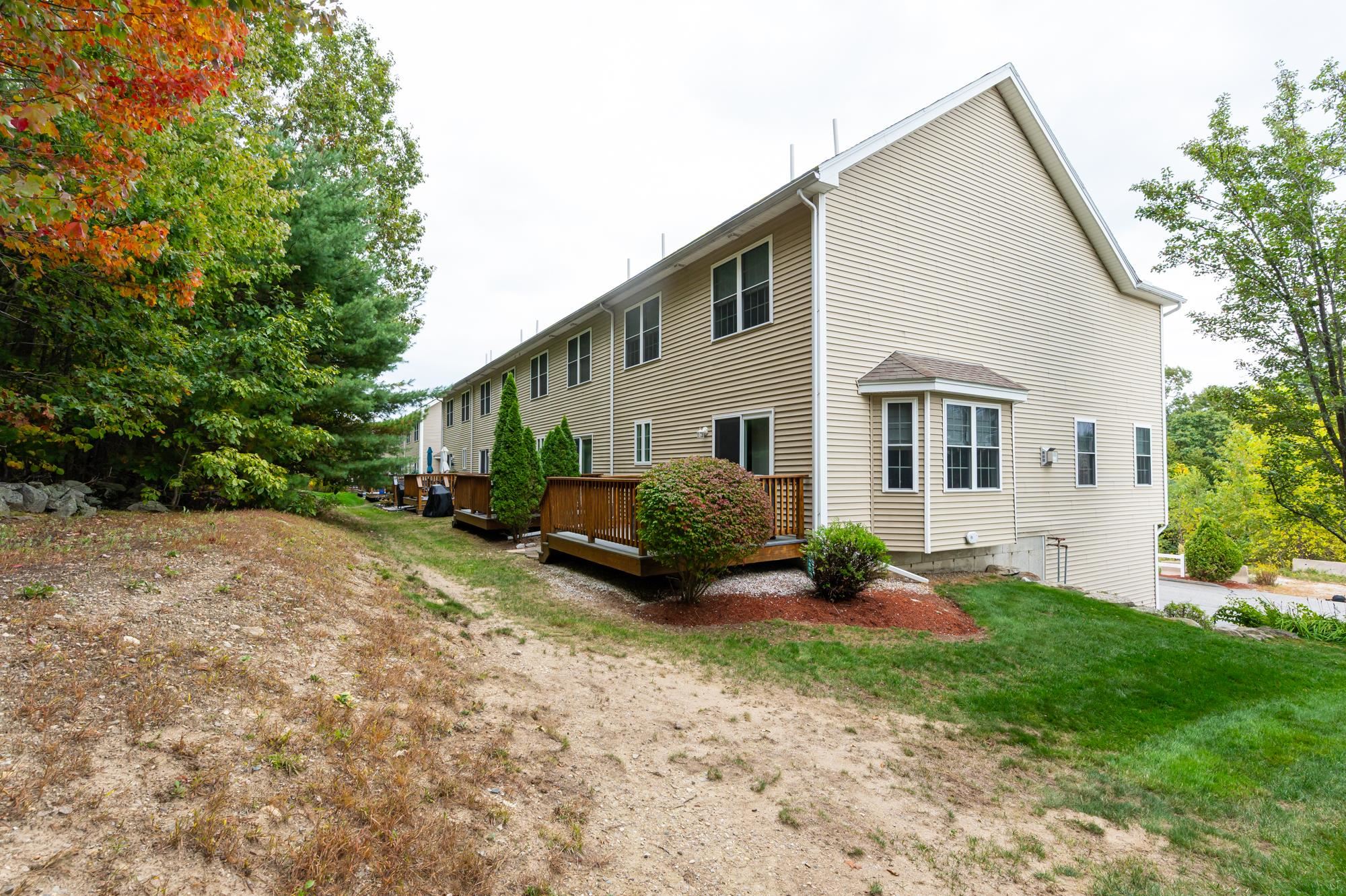 25 Clearview Circle, Unit A Hudson, NH 03051 - Photo 32 of 46