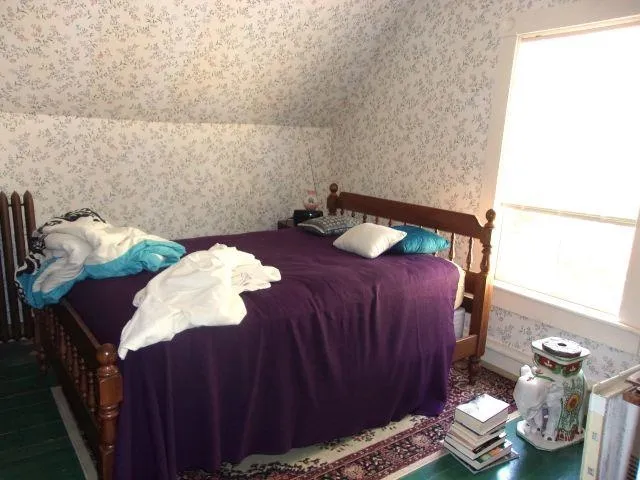 $179,900 | 6 Chapel Street, Haverhill, NH 03785