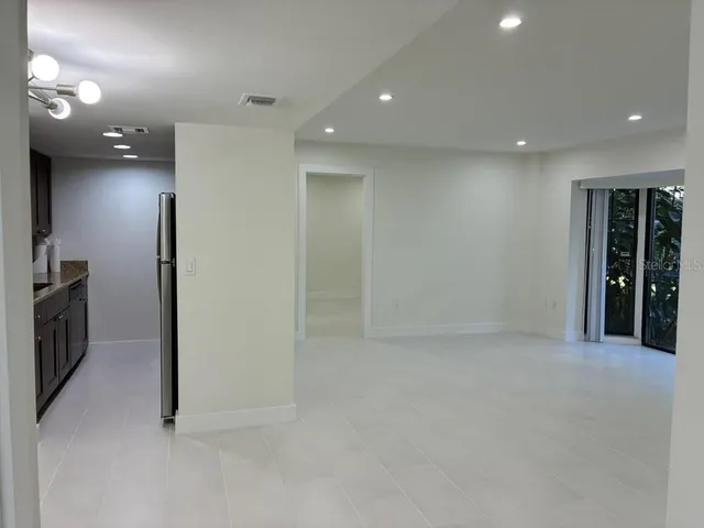 $1,395 | 5999 Village Circle North, Unit 990, Orlando, FL 32822