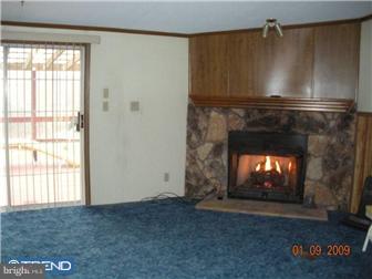 148 Cains Road Honey Brook, PA 19344 - Photo 5 of 10 Living Room