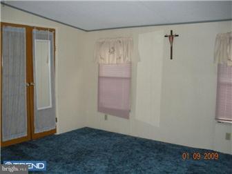 148 Cains Road Honey Brook, PA 19344 - Photo 6 of 10 Living Room