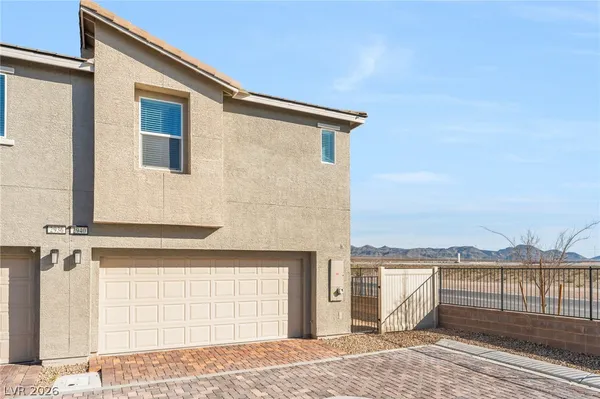 $2,100 | 2940 Beige Mist Court, North Las Vegas, NV 89086