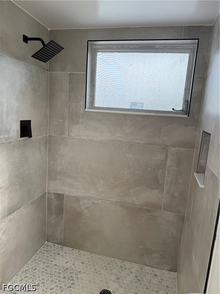212 Davis Road Lehigh Acres, FL 33936 - Photo 13 of 23 Gallery Image 13