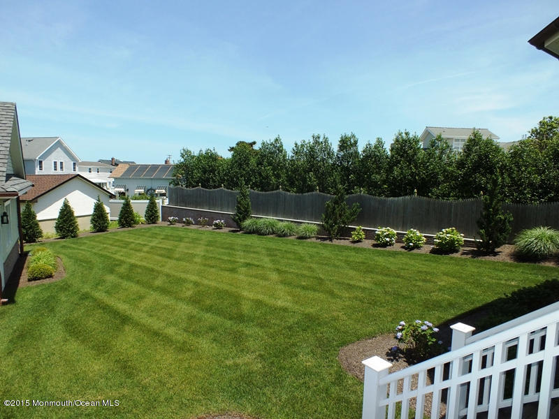 204 Remsen Avenue Spring Lake, NJ 07762 - Photo 54 of 60 Yard View