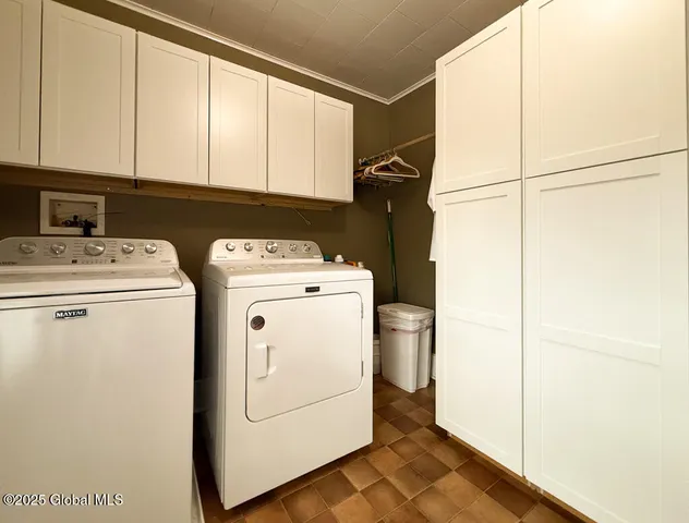 $240,000 | 126 Kingsboro Avenue, Gloversville, NY 12078