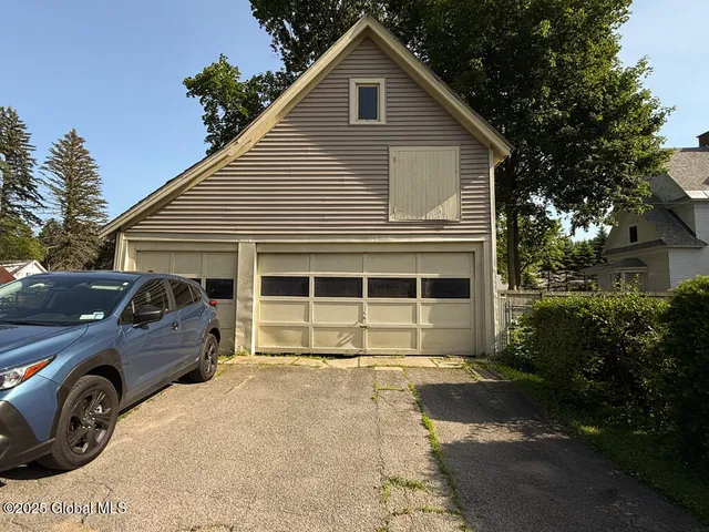 $240,000 | 126 Kingsboro Avenue, Gloversville, NY 12078