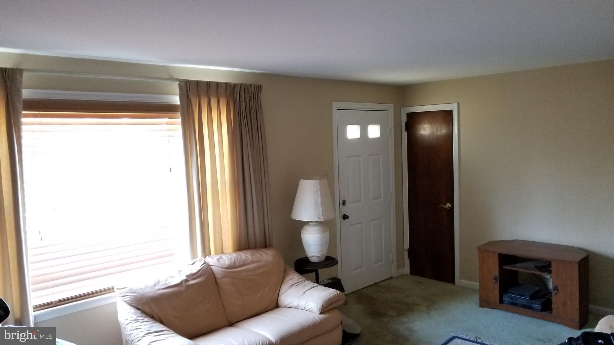 2850 East County Line Road Hatboro, PA 19040 - Photo 4 of 29 Gallery Image 4