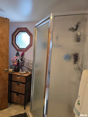 $199,000 | 1410 East Locust Street, Canton, IL 61520