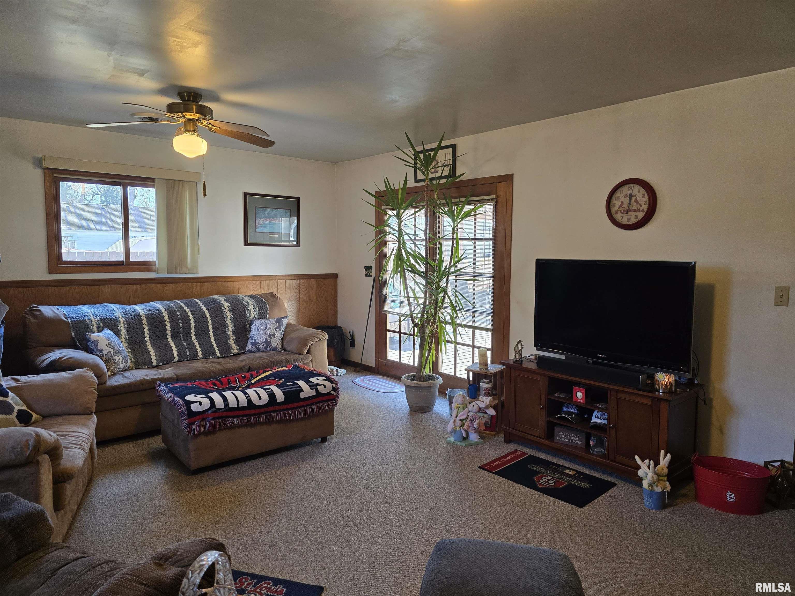 1410 East Locust Street Canton, IL 61520 - Photo 41 of 57