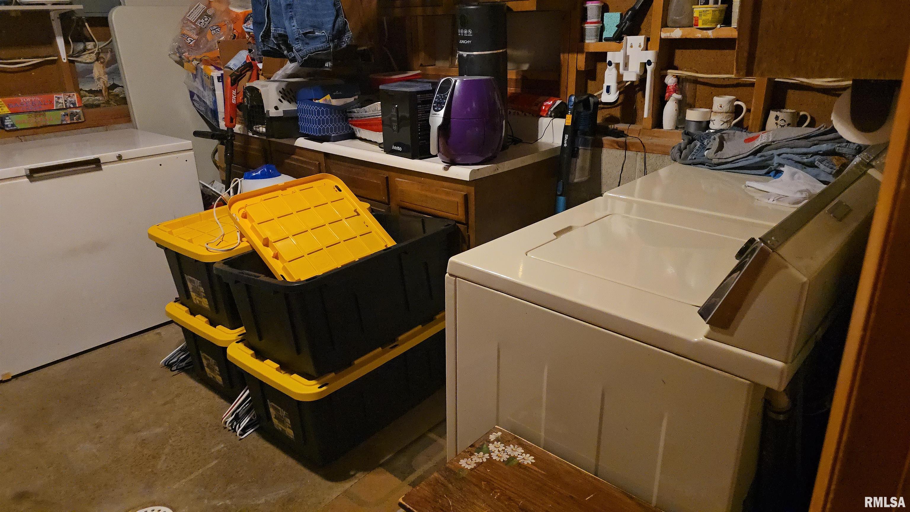 1410 East Locust Street Canton, IL 61520 - Photo 45 of 57