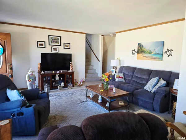 $199,000 | 1410 East Locust Street, Canton, IL 61520