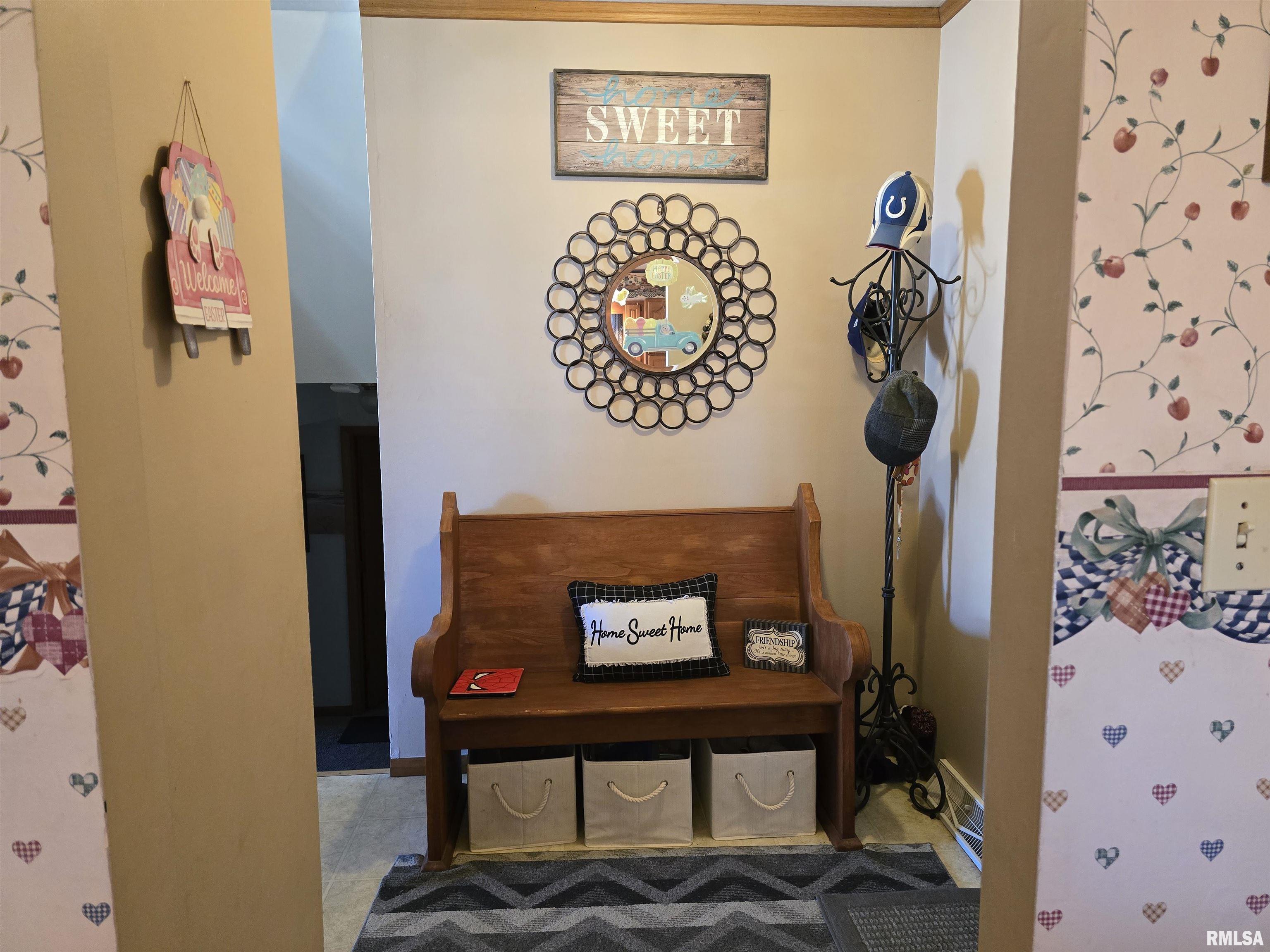 1410 East Locust Street Canton, IL 61520 - Photo 9 of 57