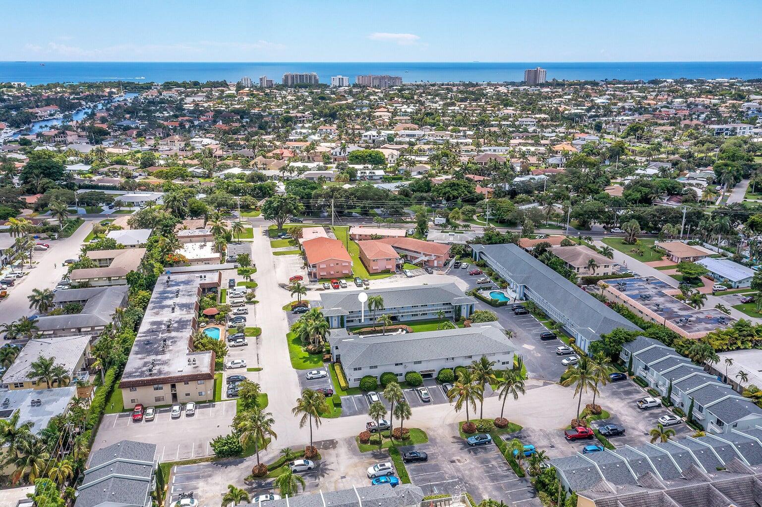 2110 Northeast 42nd Street, Unit 1B Lighthouse Point, FL 33064 - Photo 32 of 45 Aerial