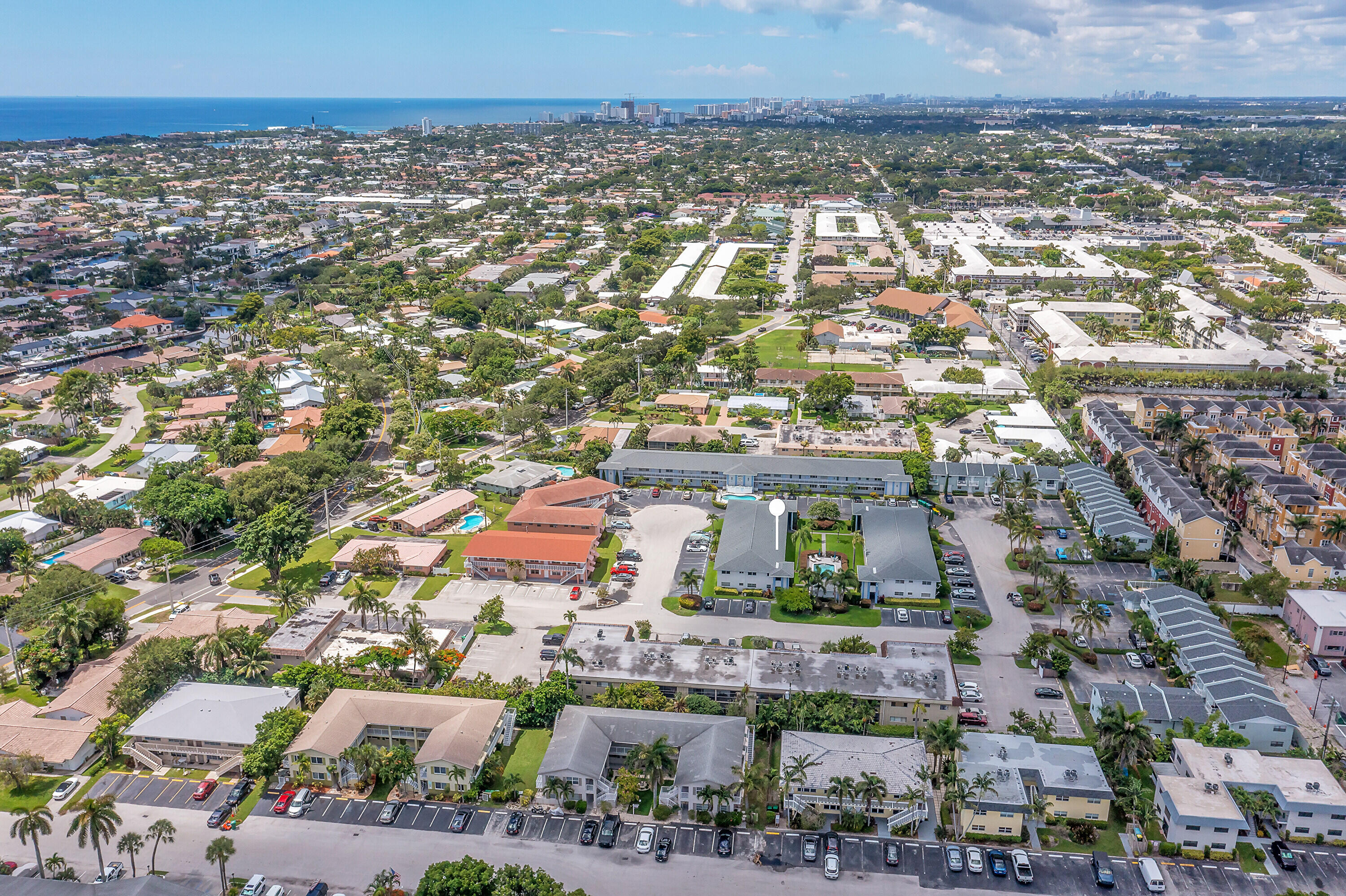 2110 Northeast 42nd Street, Unit 1B Lighthouse Point, FL 33064 - Photo 36 of 45 Aerial