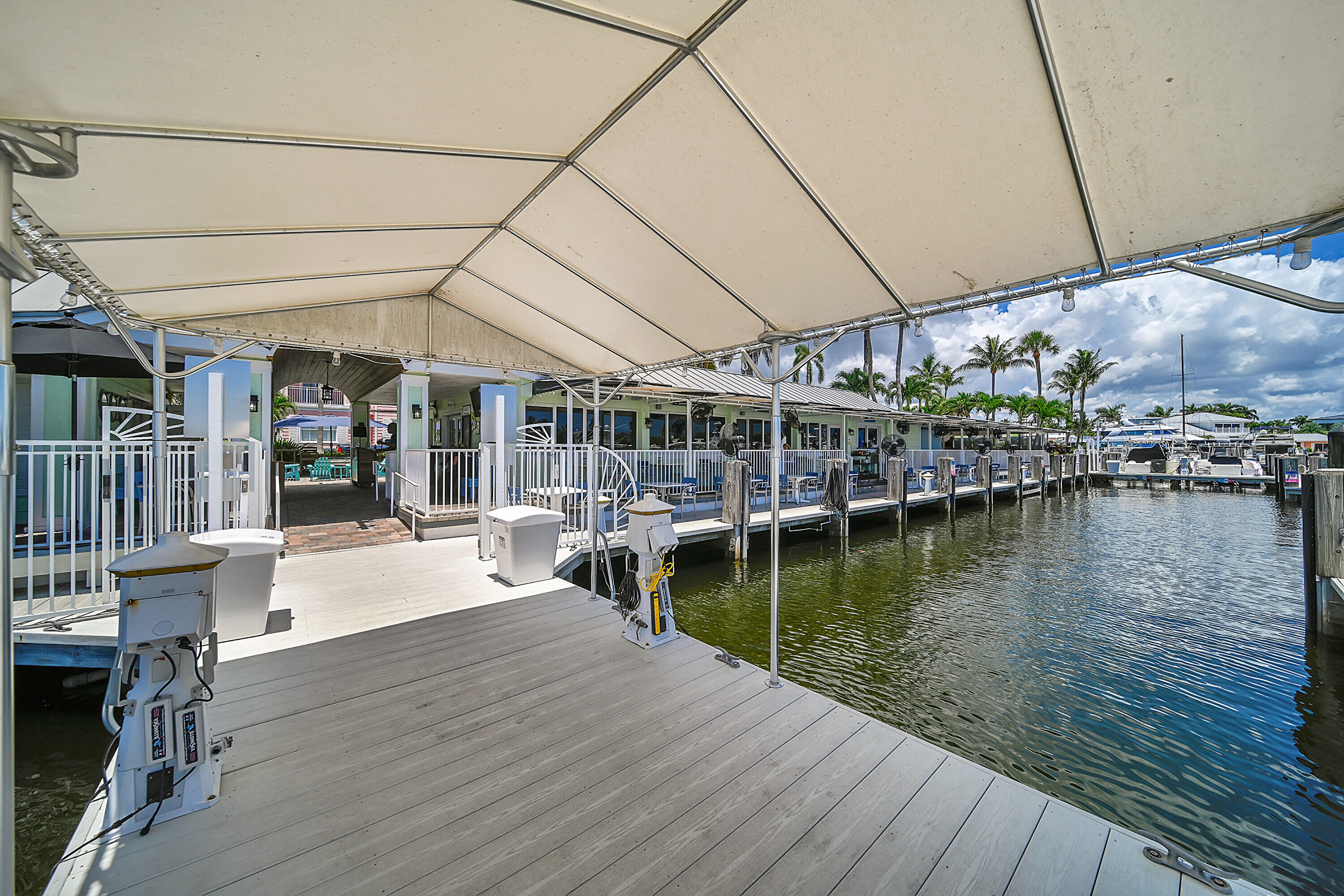 2110 Northeast 42nd Street, Unit 1B Lighthouse Point, FL 33064 - Photo 41 of 45 Marina