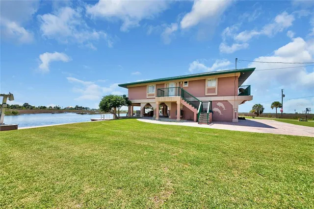 $1,500,000 | 3198 Indian Gulf Lane, Spring Hill, FL 34607