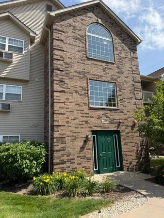 $1,400 | 330 Cunat Boulevard, Unit 3D, Richmond, IL 60071
