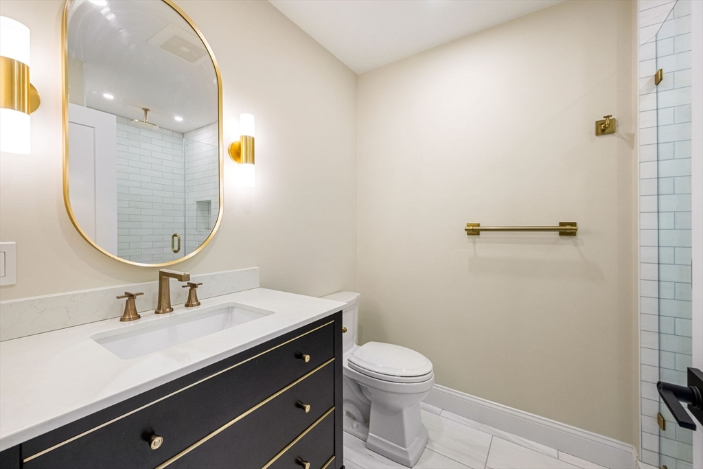 7 Phyllis Lane Milton, MA 02186 - Photo 25 of 37