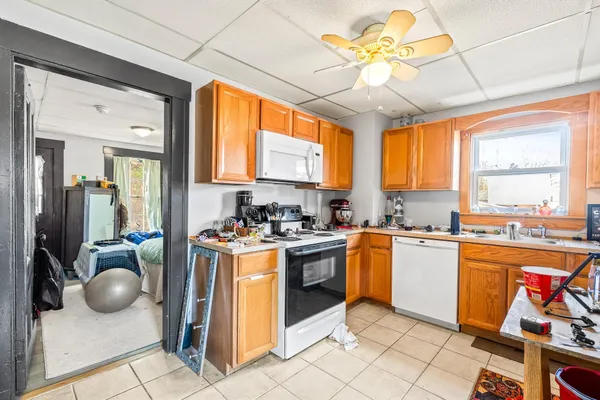 $1,199,800 | 545-547 White Mountain Highway, Milton, NH 03851