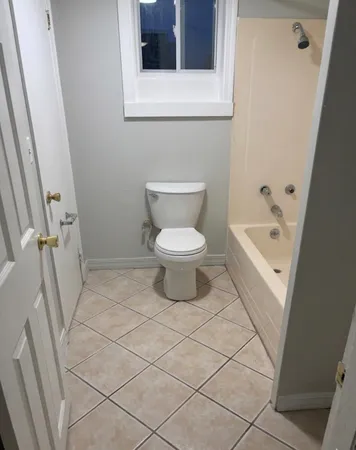 $1,199,800 | 545-547 White Mountain Highway, Milton, NH 03851