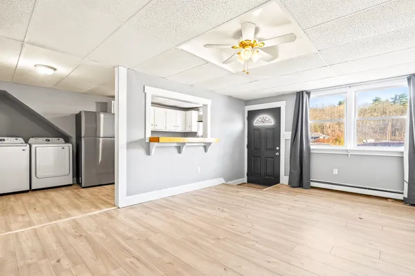 $1,199,800 | 545-547 White Mountain Highway, Milton, NH 03851