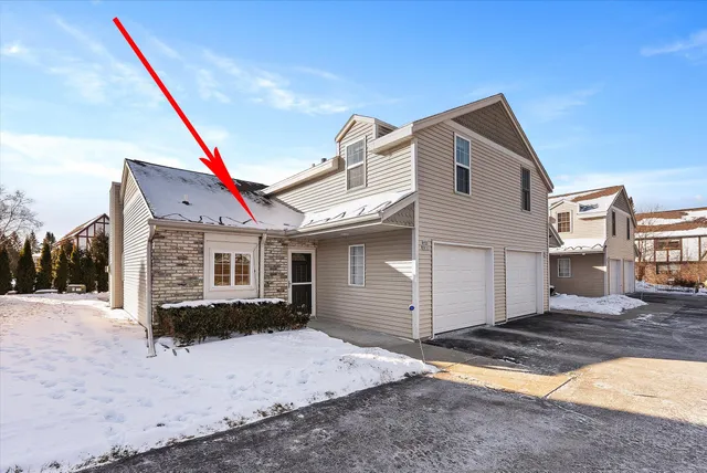 $339,000 | W68N915 Washington Avenue, Cedarburg, WI 53012