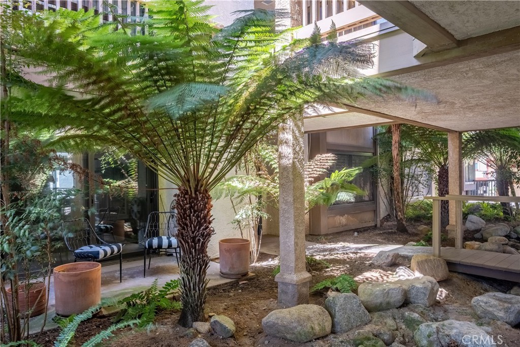 935 Main Street El Segundo, CA 90245 - Photo 14 of 41