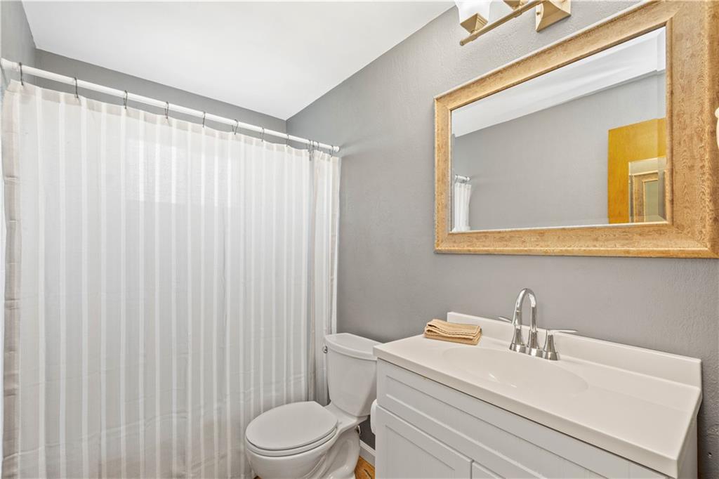 236 West Bruceton Road Pittsburgh, PA 15236 - Photo 12 of 24 Gallery Image 12