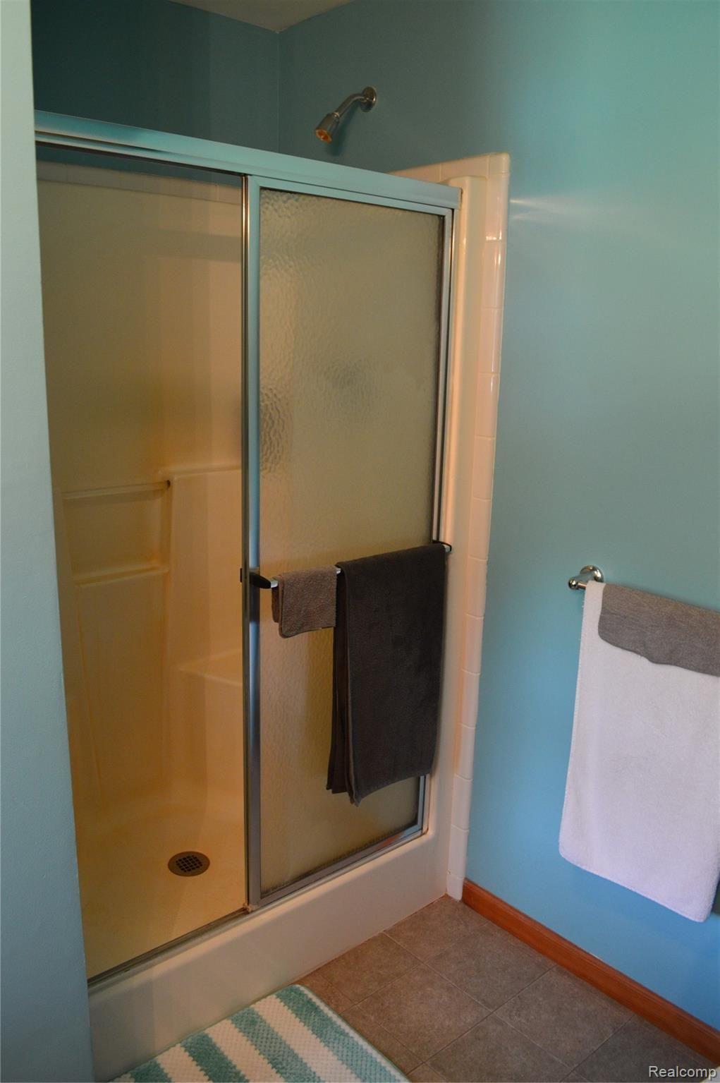 1533 Boy Scout Road Caro, MI 48723 - Photo 24 of 31 Master Bath 2.JPG