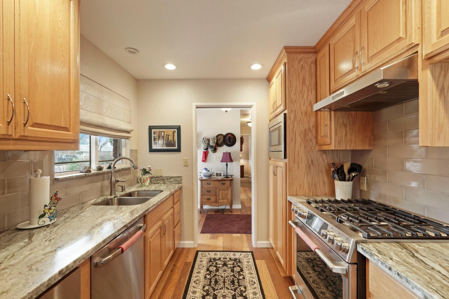 3721 Marigold Lane Modesto, CA 95356 - Photo 11 of 39