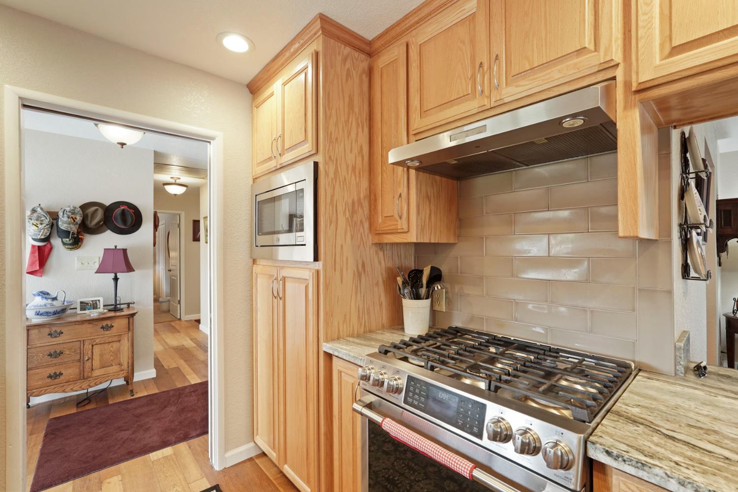 3721 Marigold Lane Modesto, CA 95356 - Photo 12 of 39