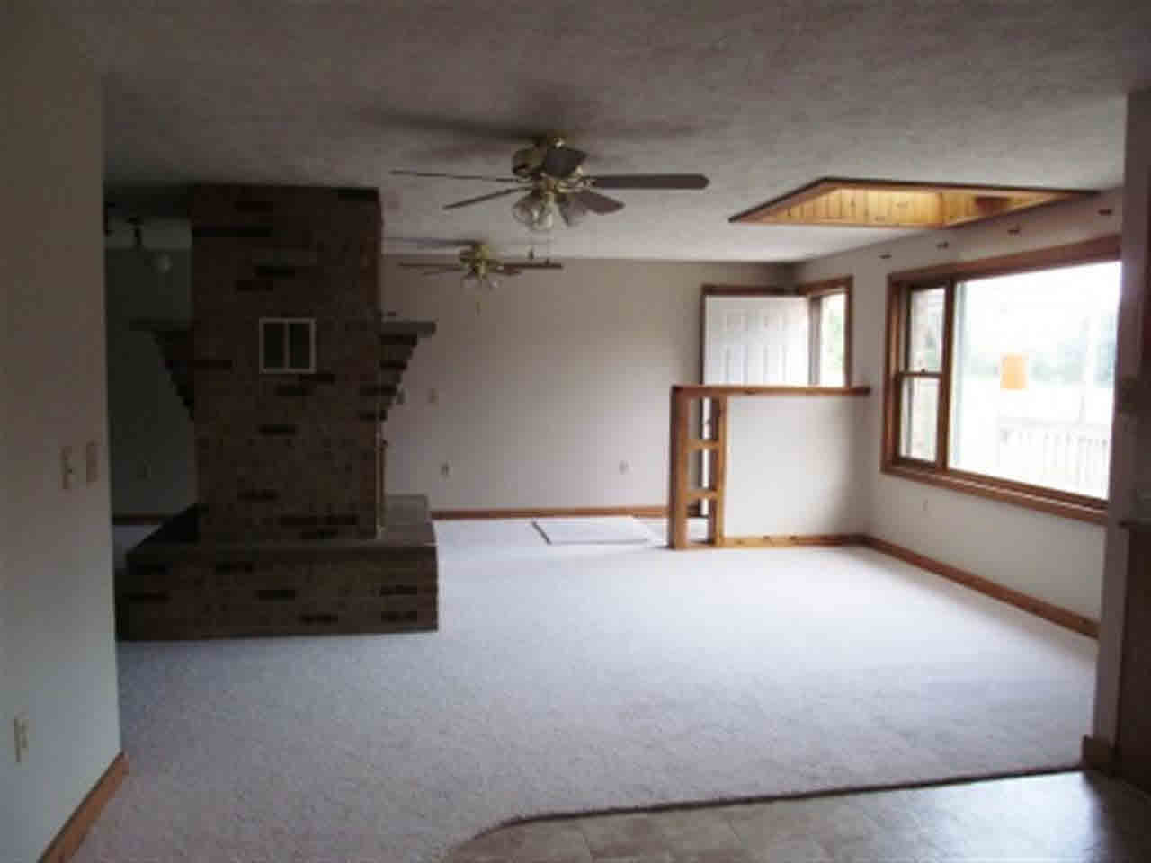 330 North Long Lake Road Albion, IN 46701 - Photo 3 of 23 Gallery Image 3