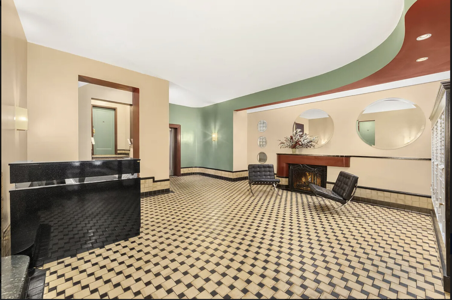 180 West 93rd Street, Unit 2E Manhattan, NY 10025 - Photo 17 of 20 a living room with a couch