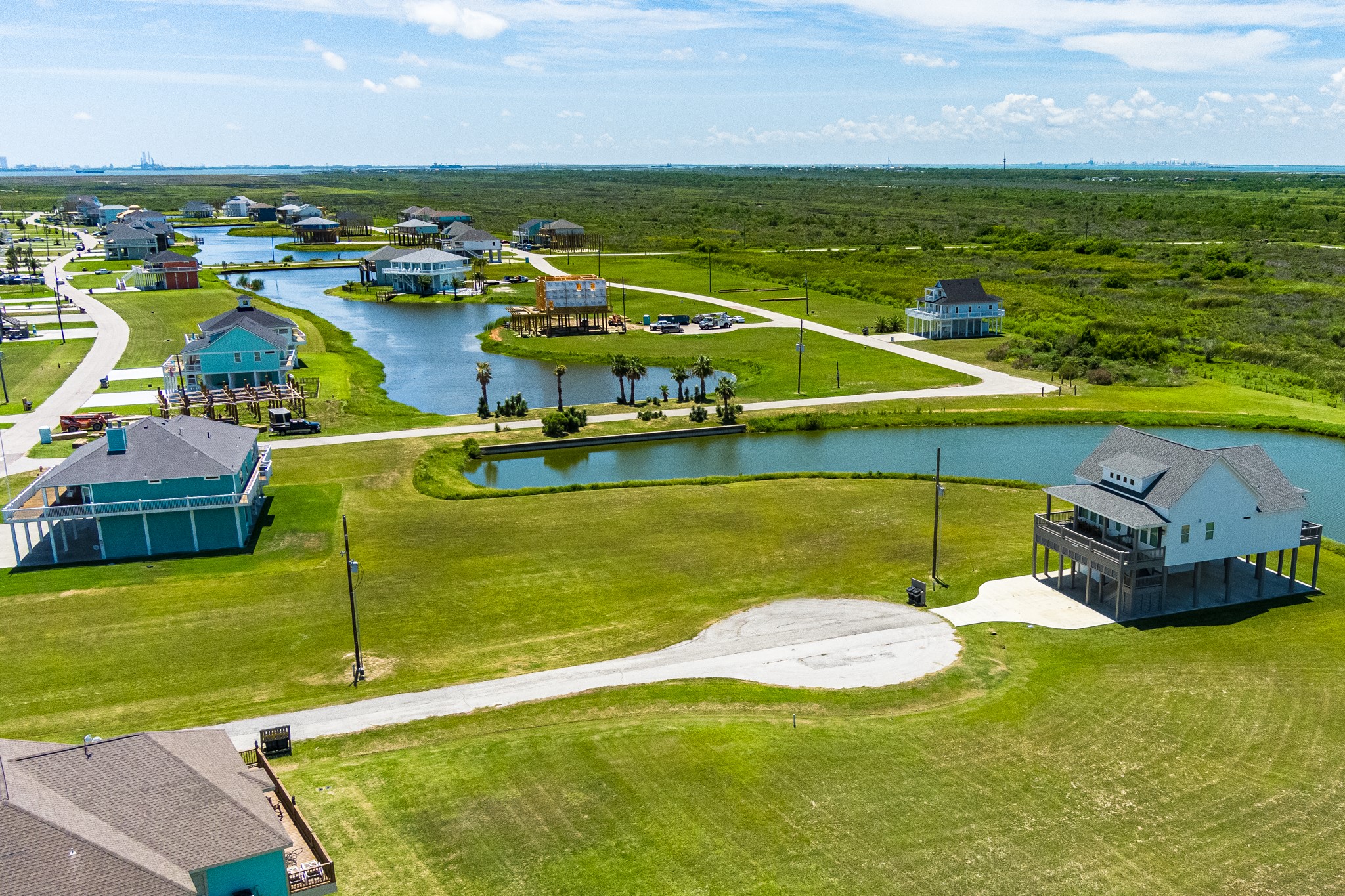 705 Colby Court Port Bolivar, TX 77650 - Photo 4 of 8