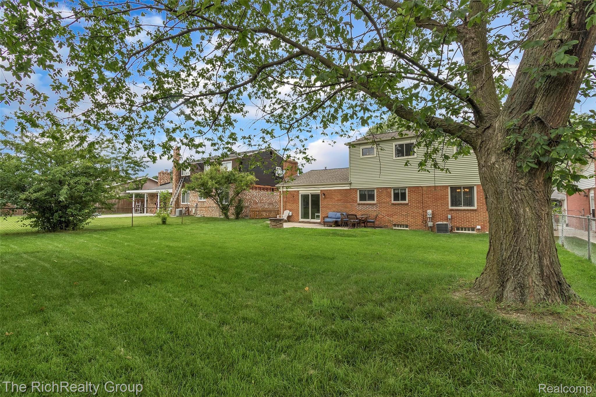 44189 Arlington Road Canton, MI 48187 - Photo 43 of 45 44189-Arlington-Rd-Canton-MI-windowstill-43.jpg