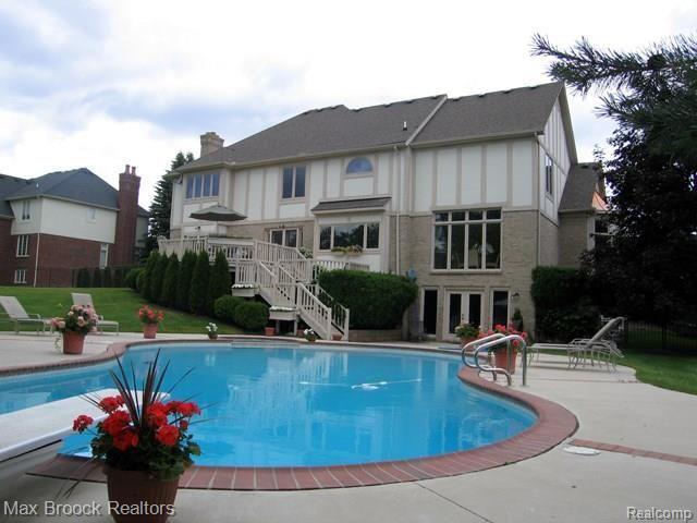 2883 Baytree Court Rochester, MI 48306 - Photo 10 of 12 06132006 010.jpg