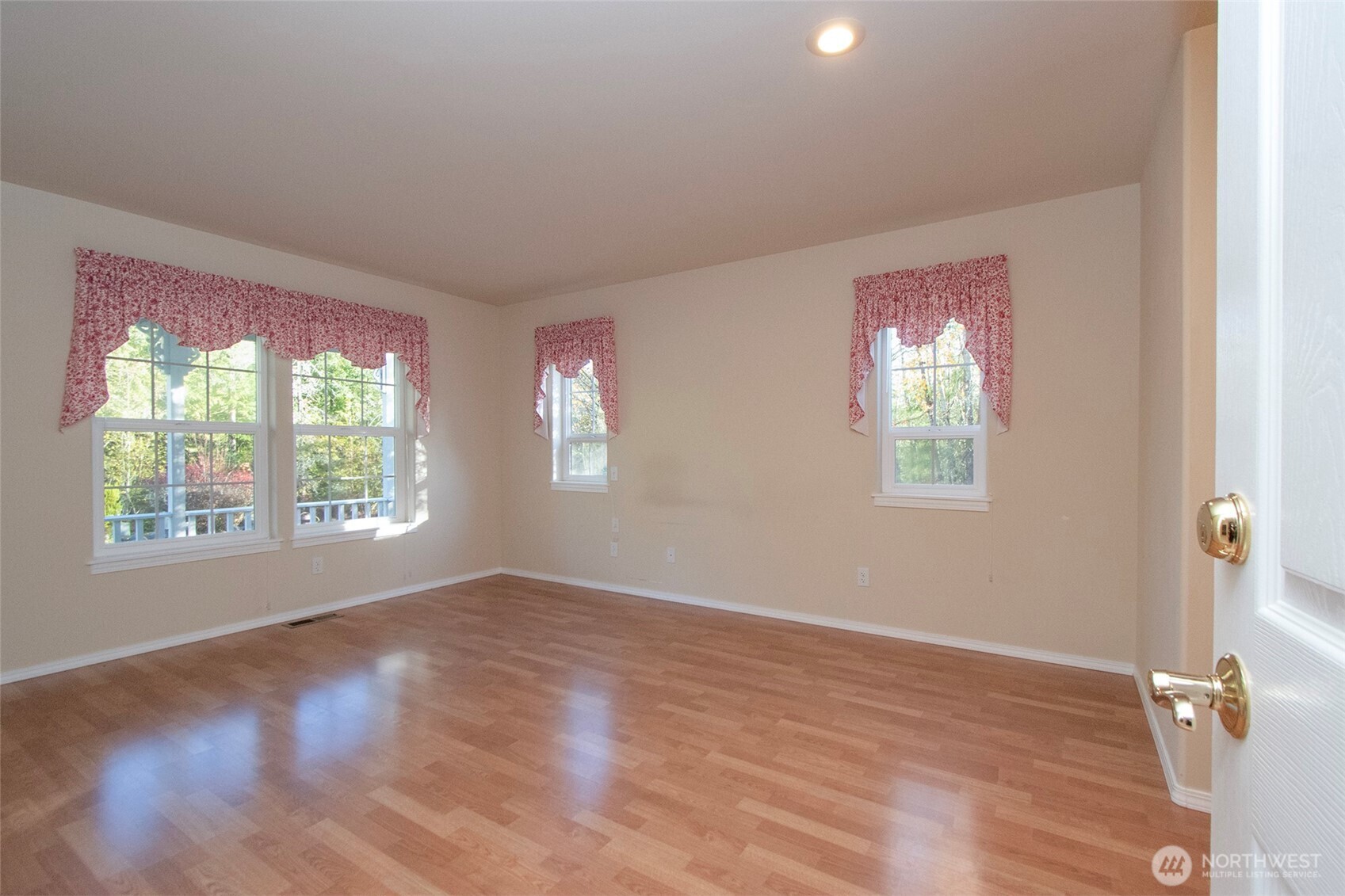 62 Yellow Brick Road Sequim, WA 98382 - Photo 16 of 40 Gallery Image 16