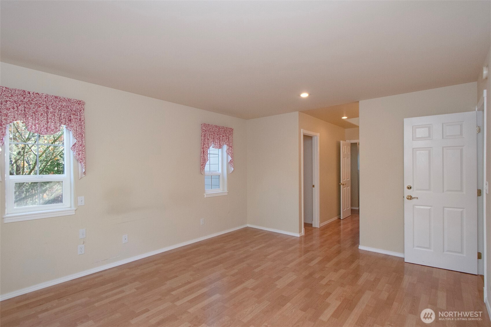62 Yellow Brick Road Sequim, WA 98382 - Photo 17 of 40 Gallery Image 17