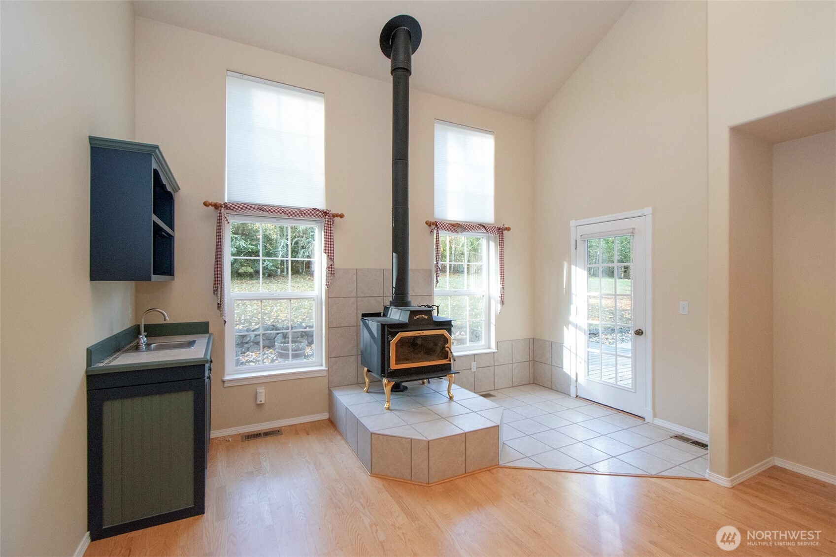 62 Yellow Brick Road Sequim, WA 98382 - Photo 5 of 40 Gallery Image 5