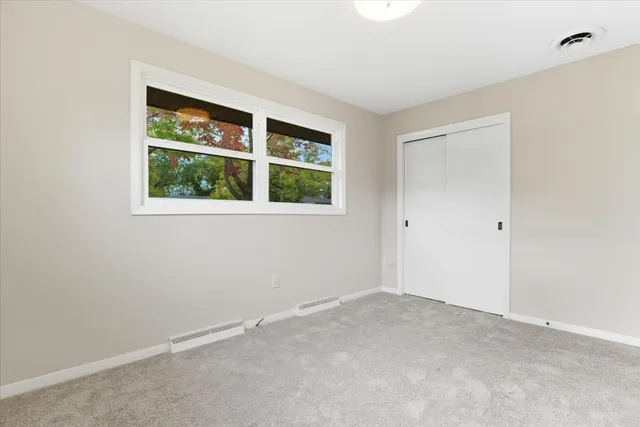 $1,850 | 2124 Burr Oak Lane, Lindenhurst, IL 60046