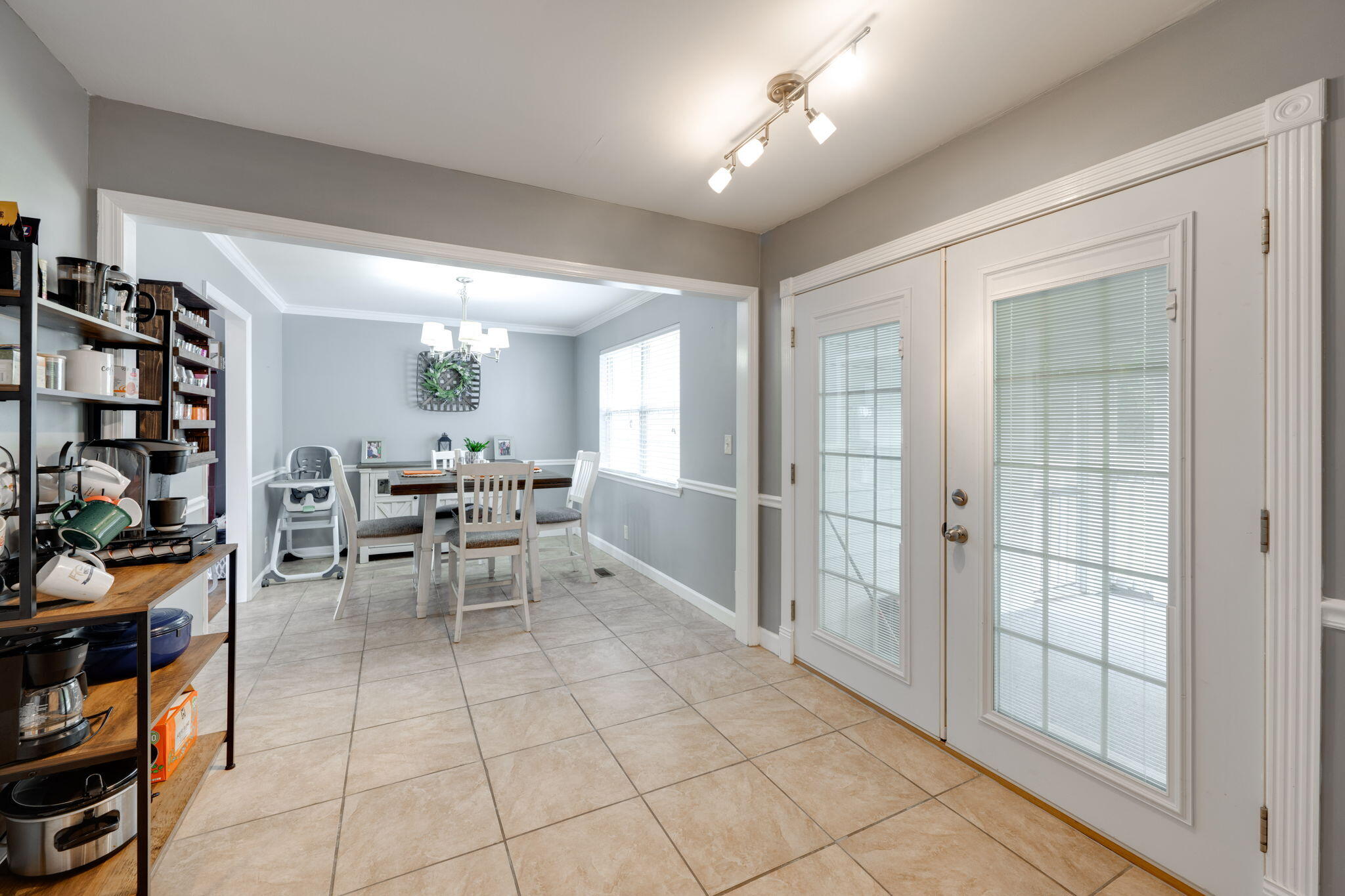 9137 Woodoak Road Soddy Daisy, TN 37379 - Photo 12 of 42 17-web-or-mls-DSC_5459-175