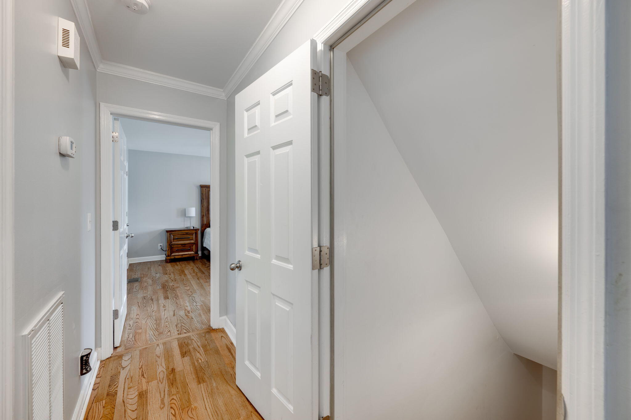 9137 Woodoak Road Soddy Daisy, TN 37379 - Photo 14 of 42 18-web-or-mls-DSC_5462-11