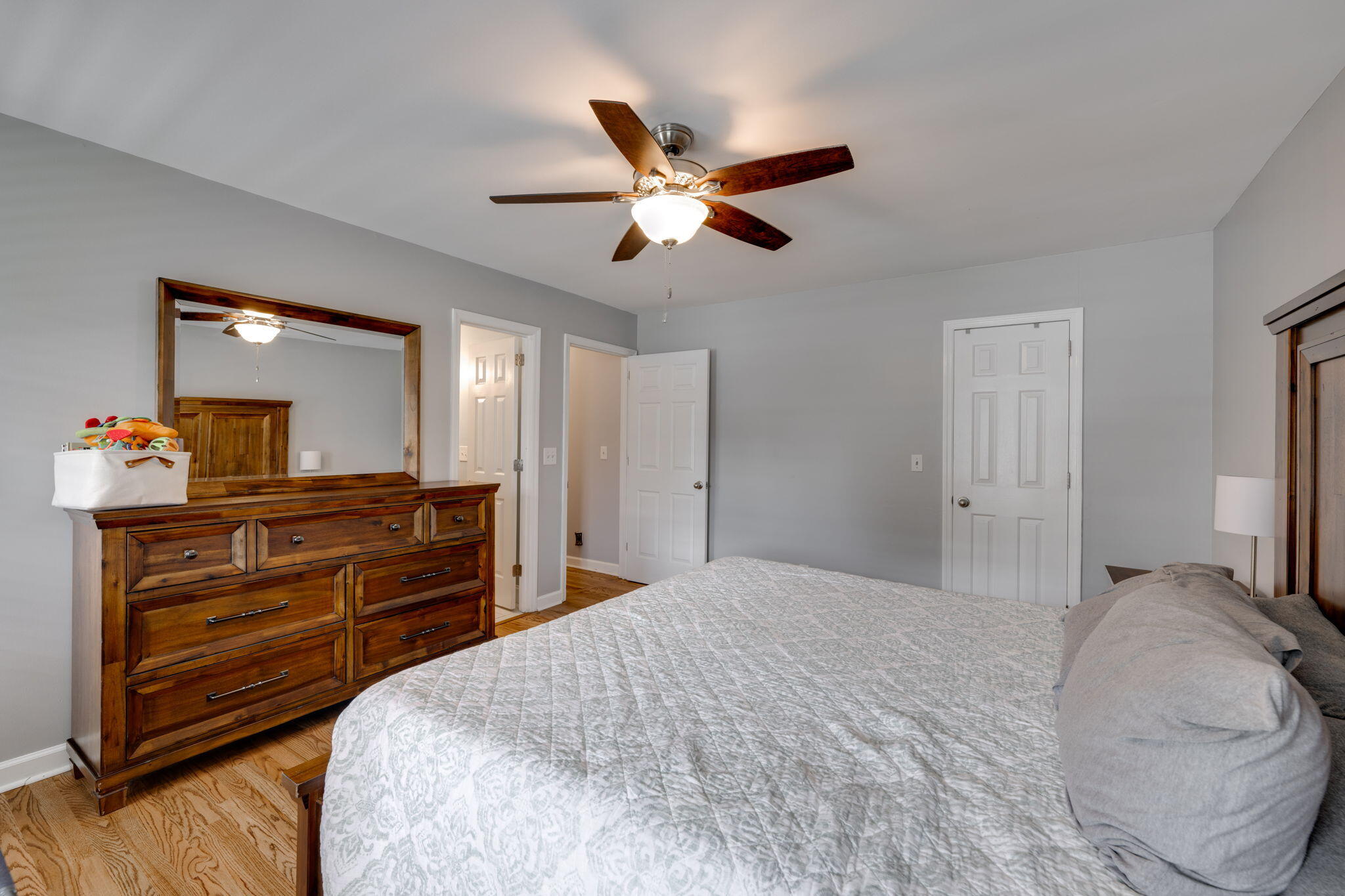 9137 Woodoak Road Soddy Daisy, TN 37379 - Photo 16 of 42 20-web-or-mls-DSC_5468-22