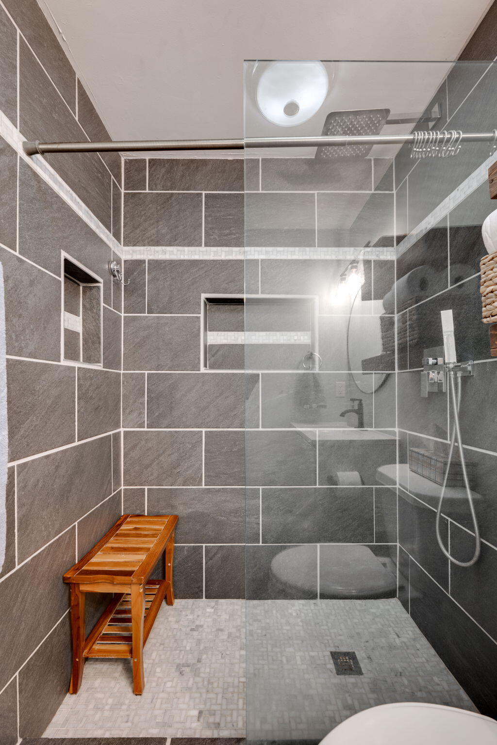 9137 Woodoak Road Soddy Daisy, TN 37379 - Photo 19 of 42 22-web-or-mls-DSC_5474-62