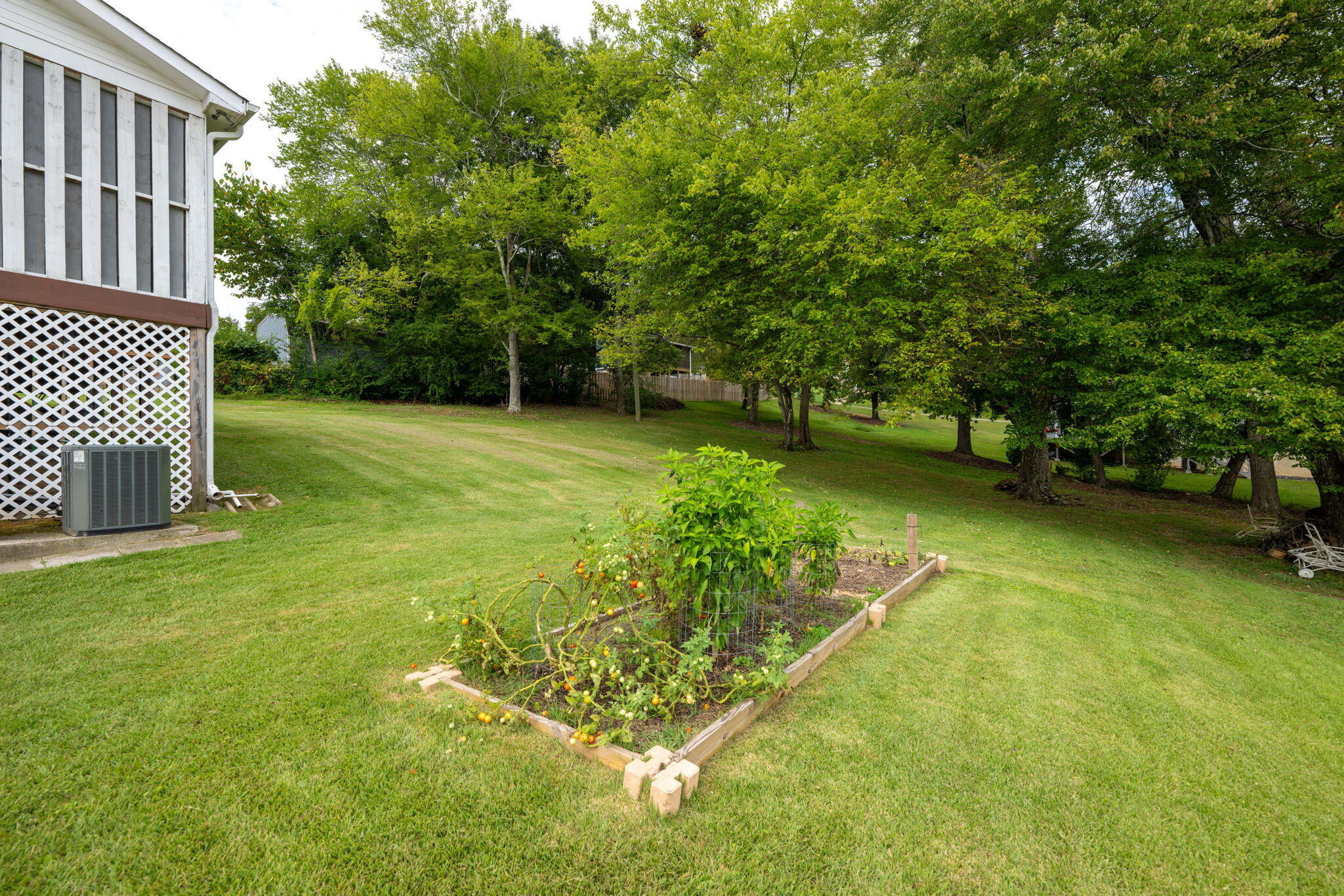 9137 Woodoak Road Soddy Daisy, TN 37379 - Photo 38 of 42 39-web-or-mls-DSC_5525-172