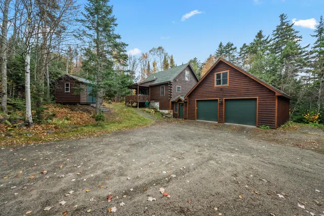 $875,000 | 3 Wickup Lane, Sandy River Plt, ME 04970