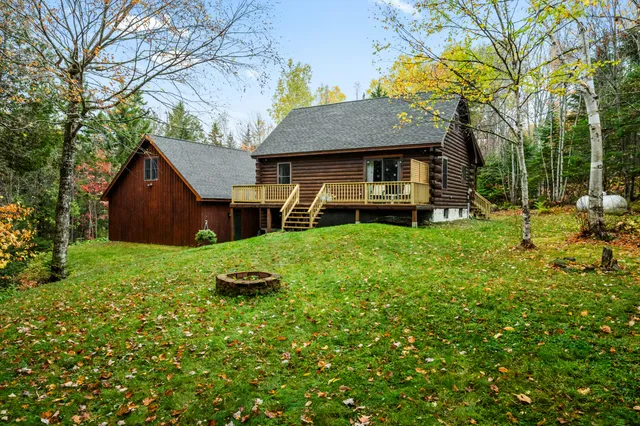 $875,000 | 3 Wickup Lane, Sandy River Plt, ME 04970
