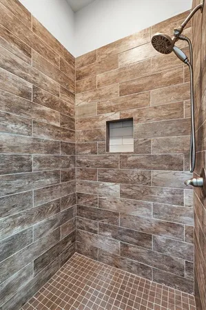 $689,000 | 1445 County Road 3690, Paradise, TX 76073