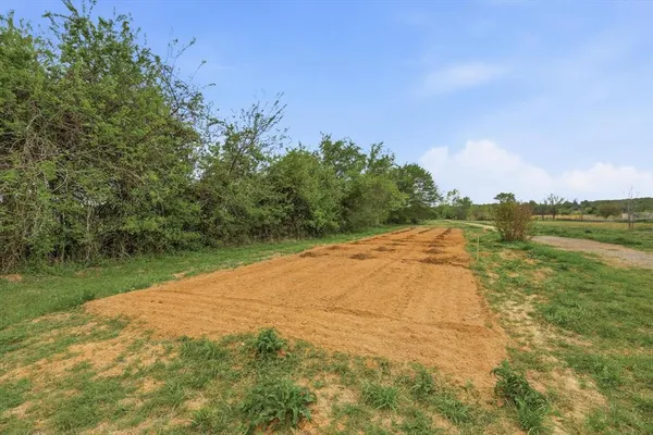 $689,000 | 1445 County Road 3690, Paradise, TX 76073