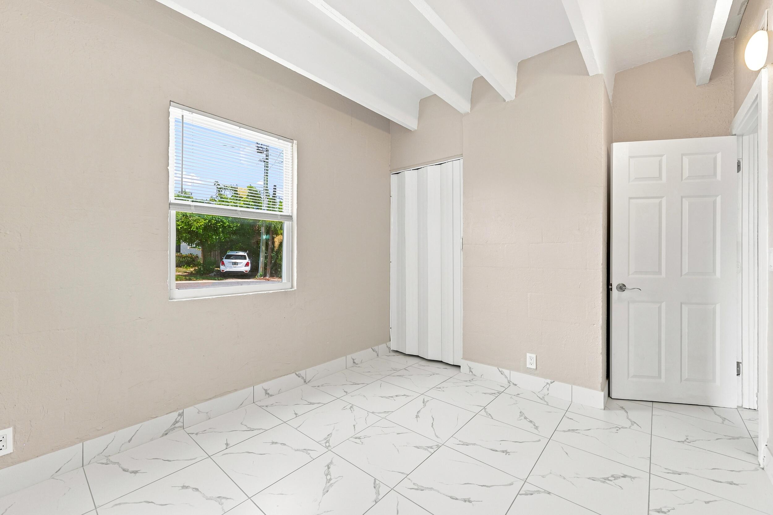 812 19th Street, Unit 1 West Palm Beach, FL 33407 - Photo 13 of 15 453a6230